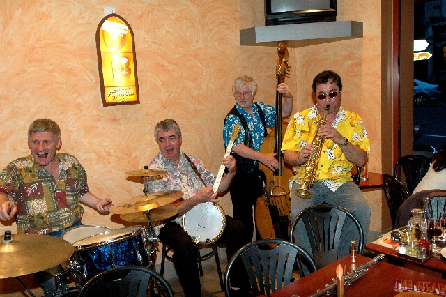 min 2007 05 26 jazz source s 108